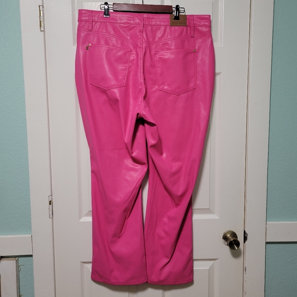 NWT Judy Blue Control Top Straight Leg Faux Leather Pants In Hot Pink Color 20W - Picture 3 of 8
